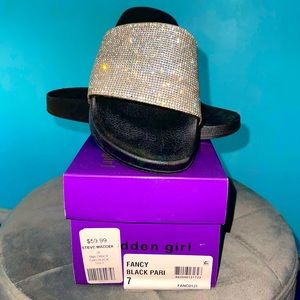 Black Rhinestone Slides 🖤